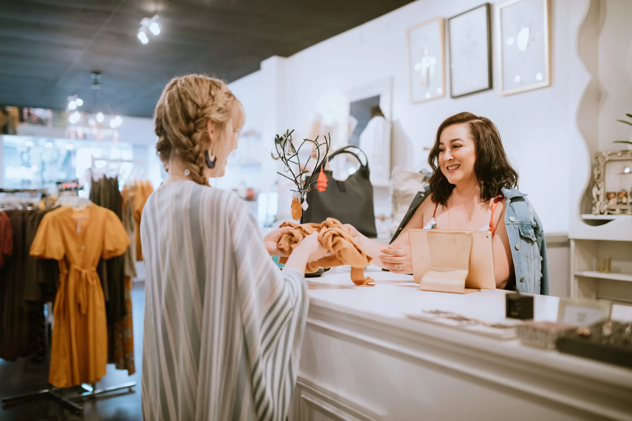 Como sua equipe deve abordar um cliente da melhor maneira?