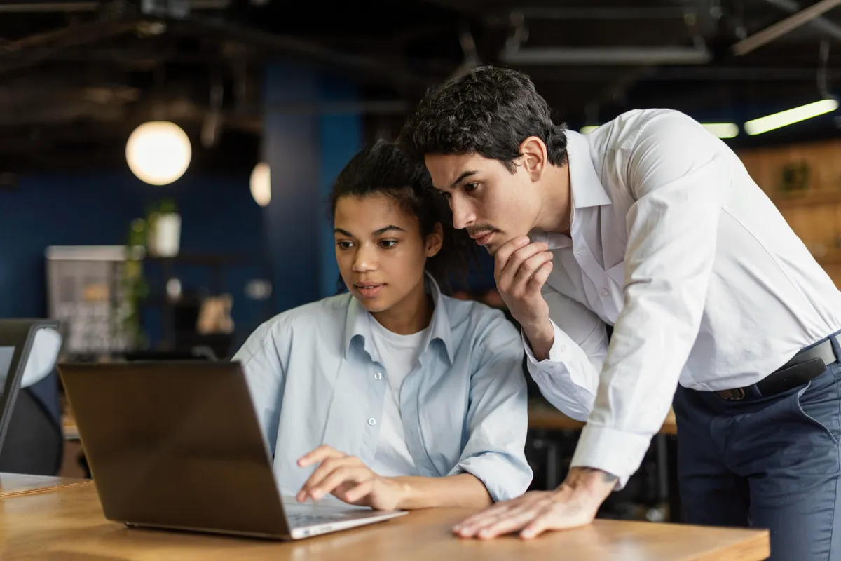 Como a avaliação de onboarding com Cliente Oculto pode melhorar sua experiência ao iniciar com novos serviços?