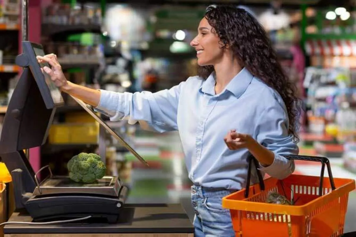 Como toten de atendimento organiza filas e melhora a experiência do cliente?